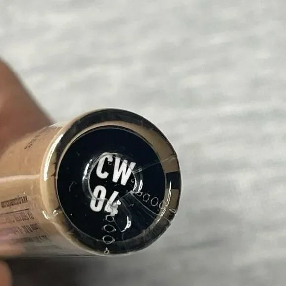 NYX Professional Makeup Hi Definition Photo Concealer Wand - Glow Biege - Picture 4 of 8